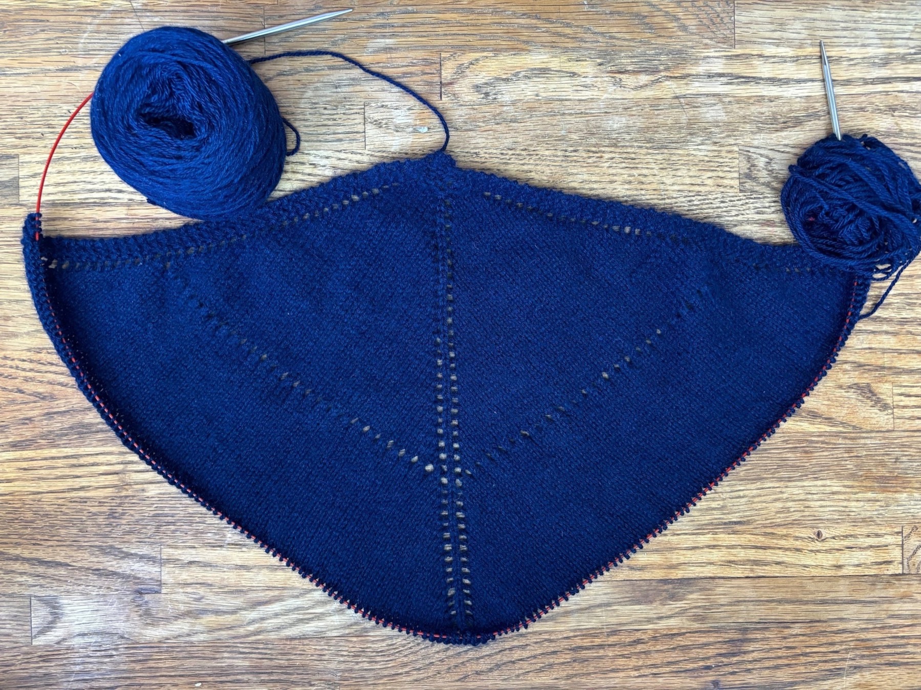 Cashmere rebozo — knit detail